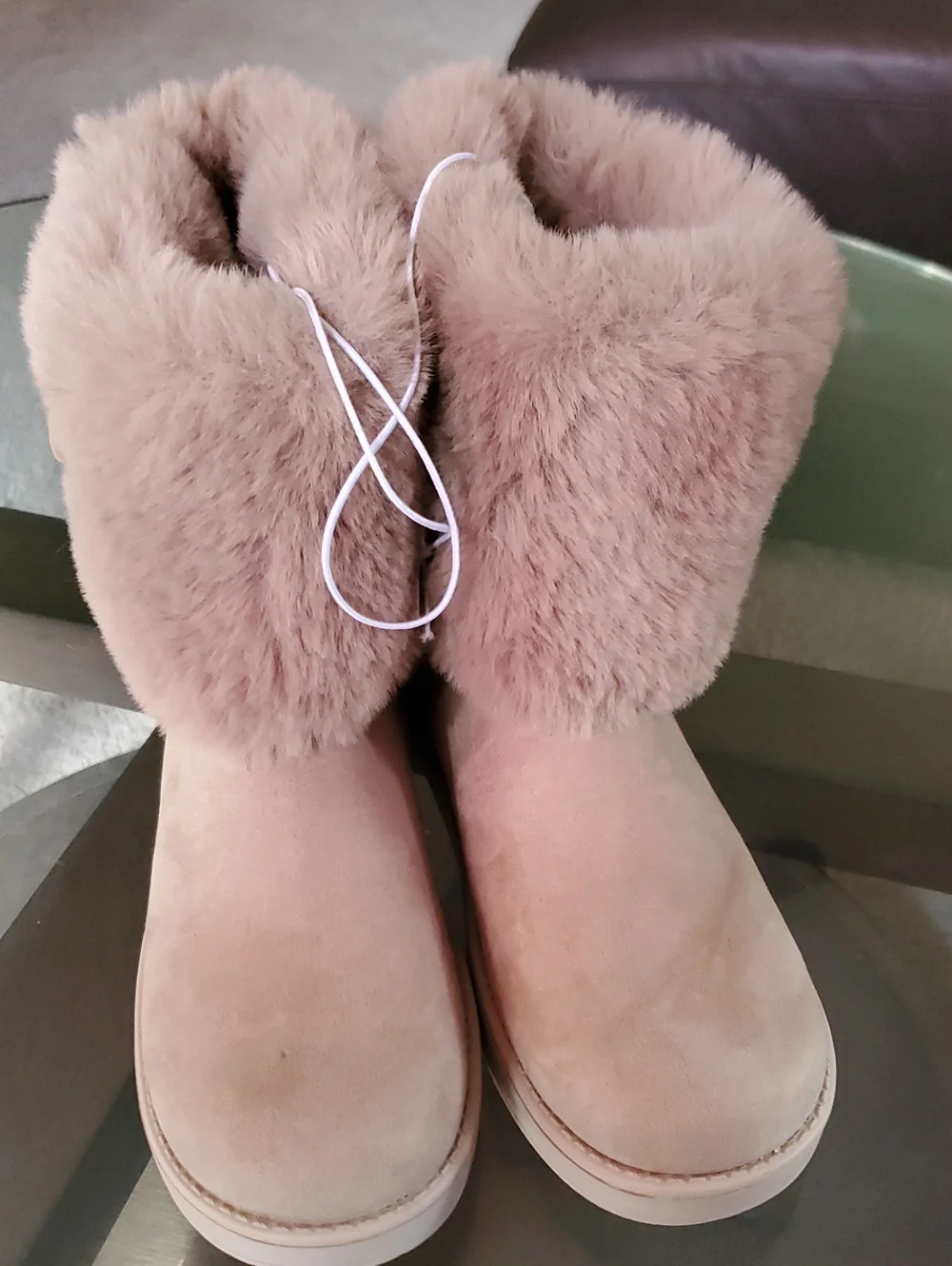 Plush Faux-Fur Fold-Over Winter Boots - Blush
